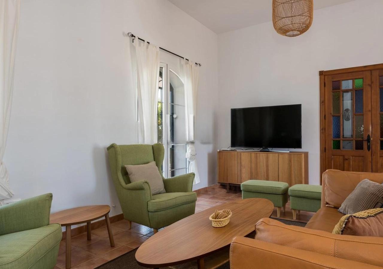 Spacious Villa With Exceptional Views In Malaga Casarabonela Eksteriør bilde