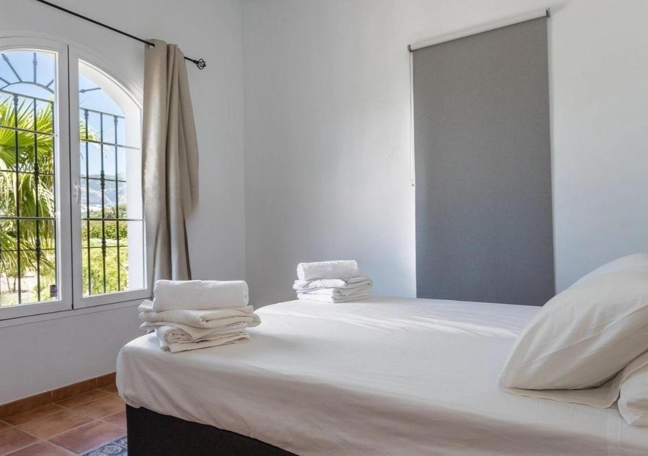 Spacious Villa With Exceptional Views In Malaga Casarabonela Eksteriør bilde