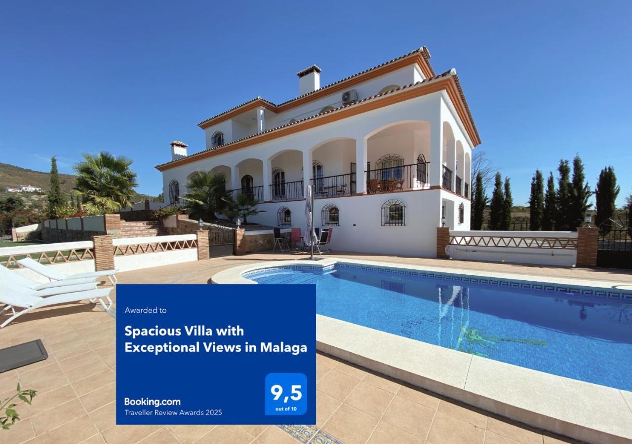 Spacious Villa With Exceptional Views In Malaga Casarabonela Eksteriør bilde
