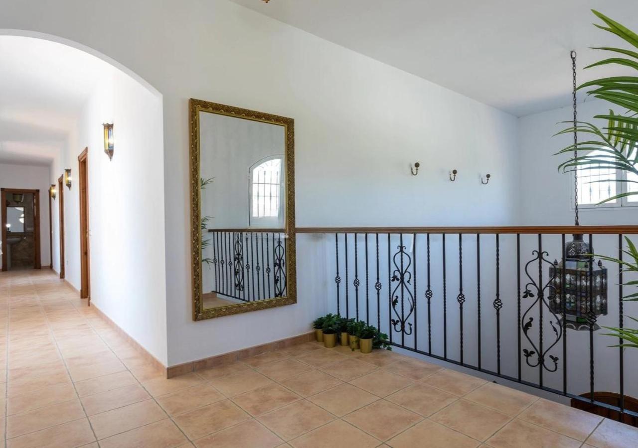 Spacious Villa With Exceptional Views In Malaga Casarabonela Eksteriør bilde