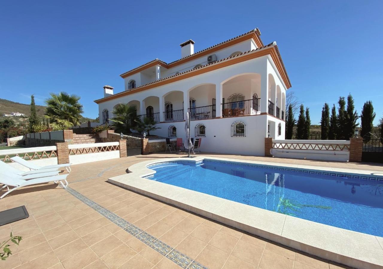 Spacious Villa With Exceptional Views In Malaga Casarabonela Eksteriør bilde